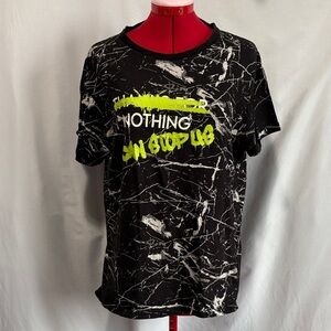 Urban Heritage Black and White Graphic Tee MM168